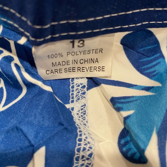 Kids Hawaiian print shorts for sale! Size 13. Brand new! - Picture 8 of 9